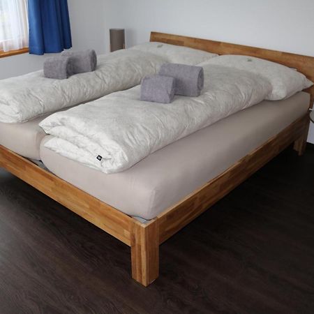 Ferienwohnung Fuer 5 Personen In Cumpadials, Inmitten Der Surselva Sumvitg Exterior foto